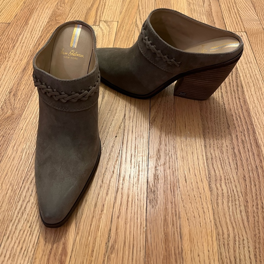 Western Olive Mule - Picture 6 of 9